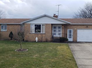 8415 Carol Ct, Niagara Falls, NY
