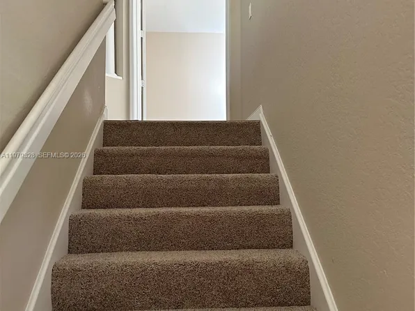 2810 Center Court Dr #3-29, Weston, FL 33332