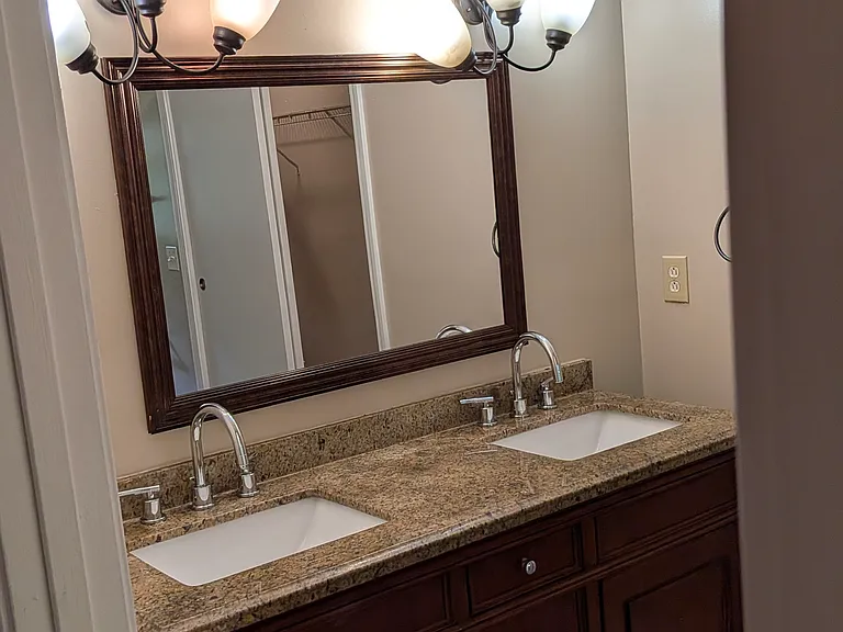 4521 Amy Rd — Photo 9