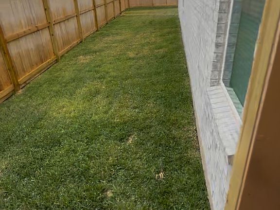 4th image of 3092 Fantasy Terrace Dr