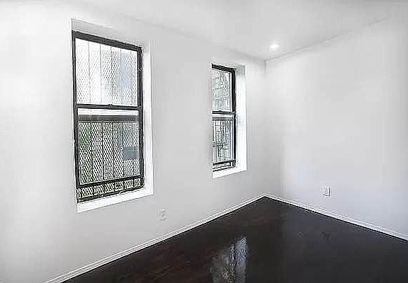 5th image of 219 W 145th St APT 22