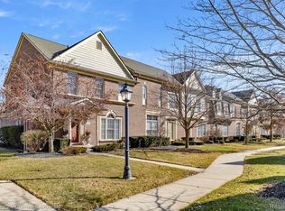 1275 E Crystal Cir, Canton, MI 48187