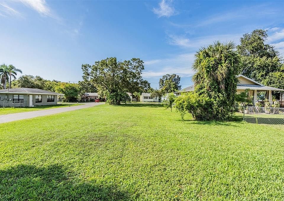 1st image of 851 18TH AVENUE S LOT 0800