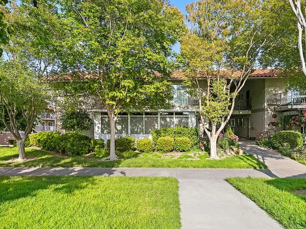 2143 Ronda Granada Unit D, Laguna Woods, CA 92637