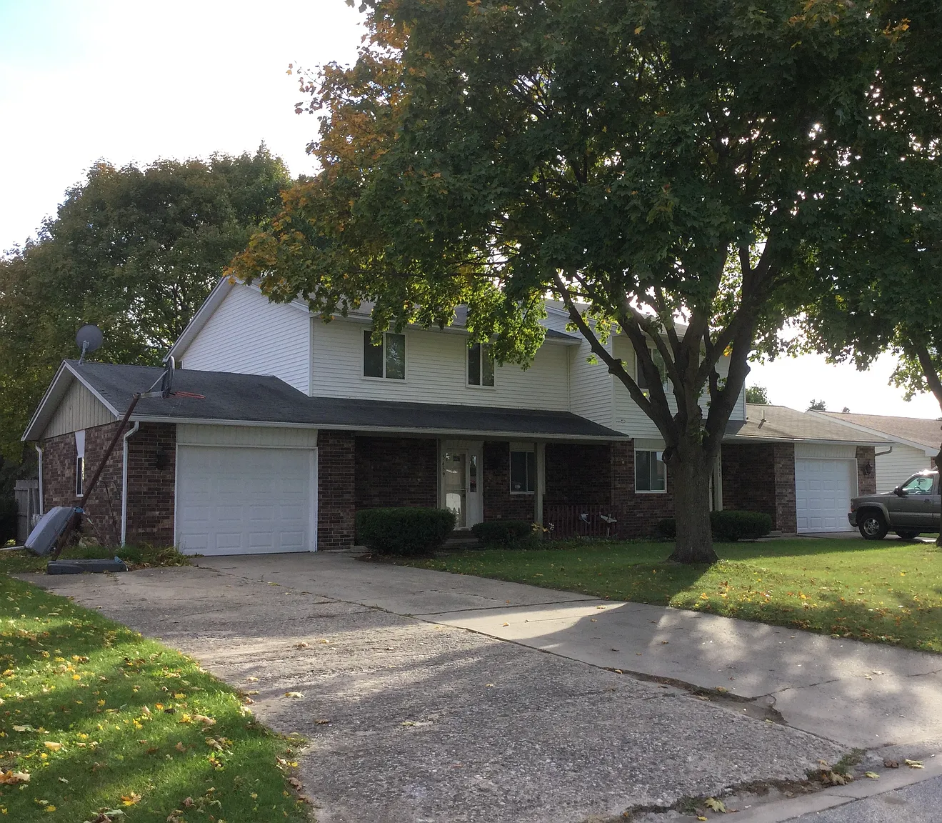 5659 Threasa St photo 1