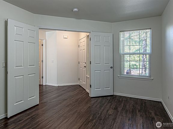 5th image of 3919 Cooper Crest Drive NW