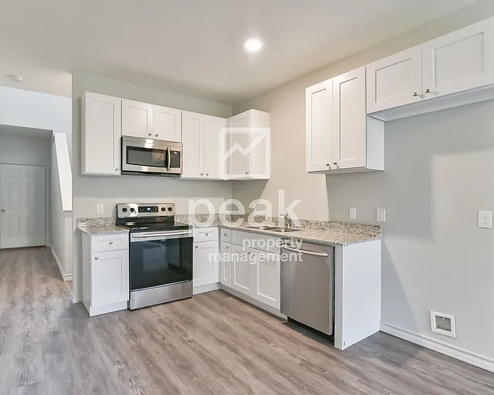 3220 S Cherry Ln — Photo 6