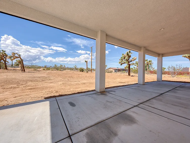 3878 Hilton Ave — Photo 37