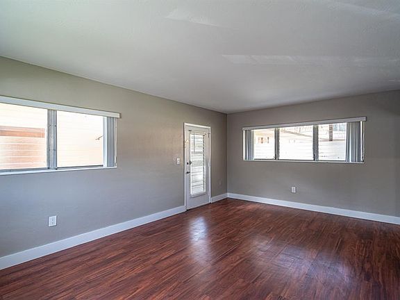 3rd image of 10200 E Bay Harbor Dr APT 12C