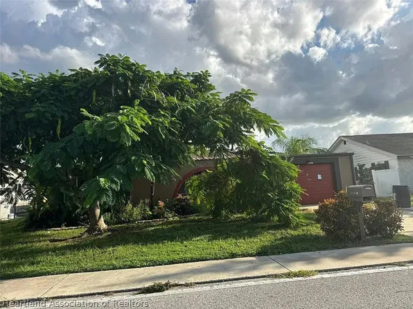 3730 Sail Dr, New Port Richey, FL 34652