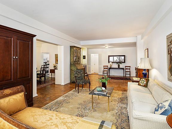 3rd image of 45 Sutton Pl S APT 1B
