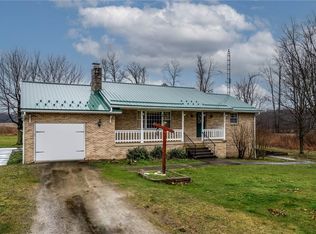 3969 Davis Peck Rd, Farmdale, OH 44417