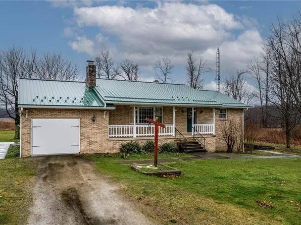 3969 Davis Peck Rd, Farmdale, OH 44417