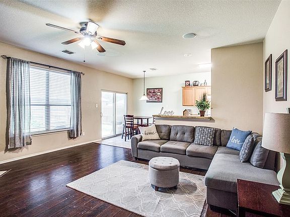 3rd image of 2901 Dunnbrook Ct