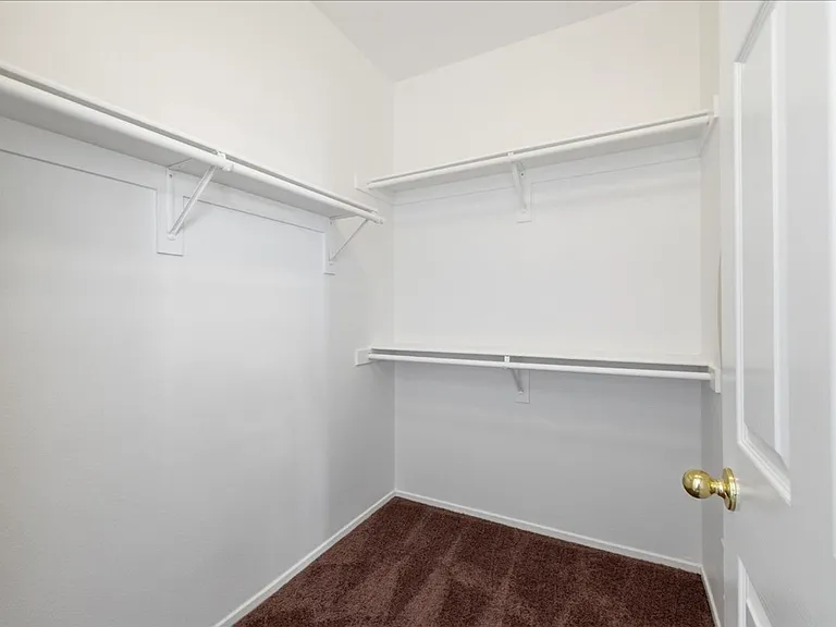 37771 Guildford St — Photo 18