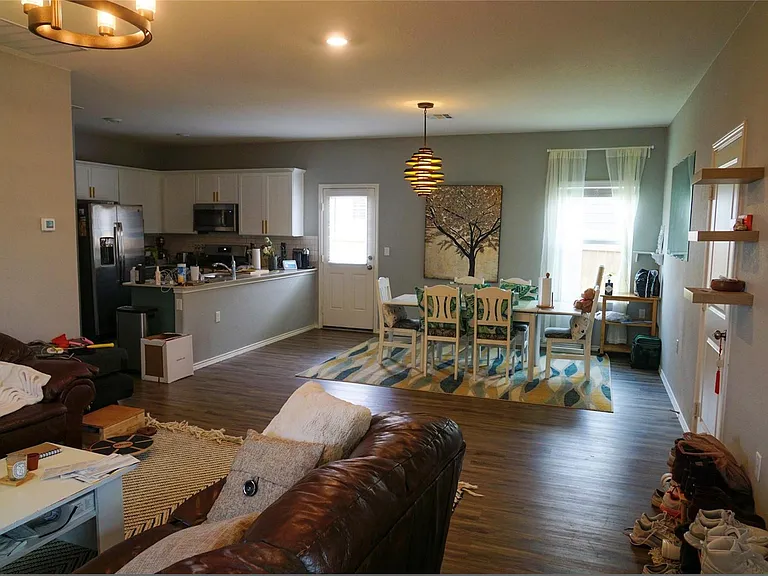 2321 Forgetmenot Ln — Photo 7