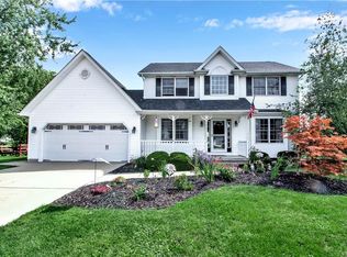 4 Clermont Ct, Lancaster, NY