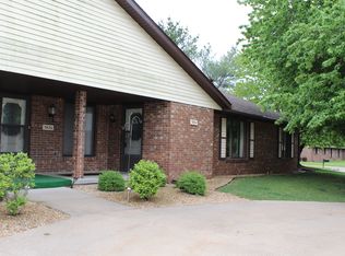 3924 Pine Ridge Dr, Quincy, IL 62305