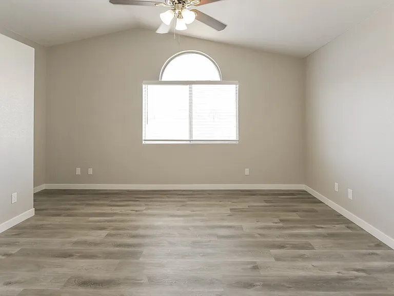 3667 Saddle Creek Ct — Photo 11