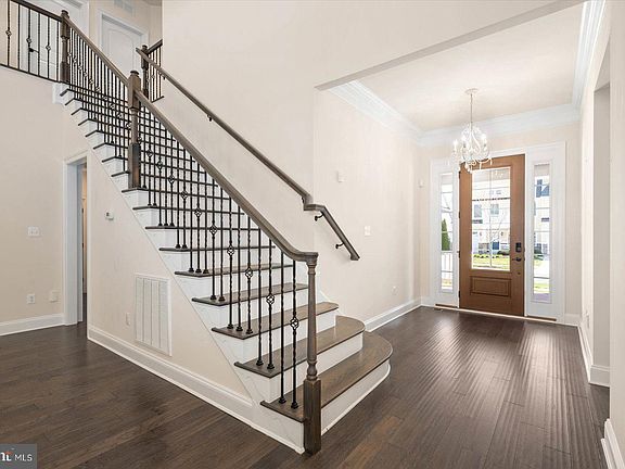 4th image of 36317 Waterleaf Way