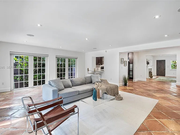 4150 Ventura Ave — Photo 11