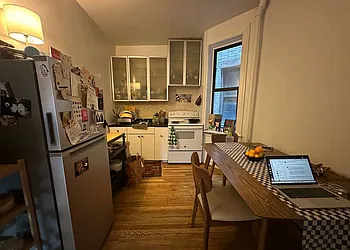 479 Warren Street, #2L