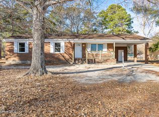 1140 S Asbury Church Rd, Washington, NC 27889