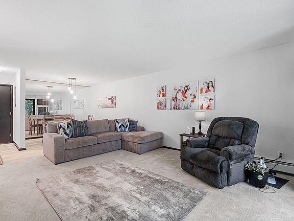 3rd image of 12600 Parkwood Dr APT 210
