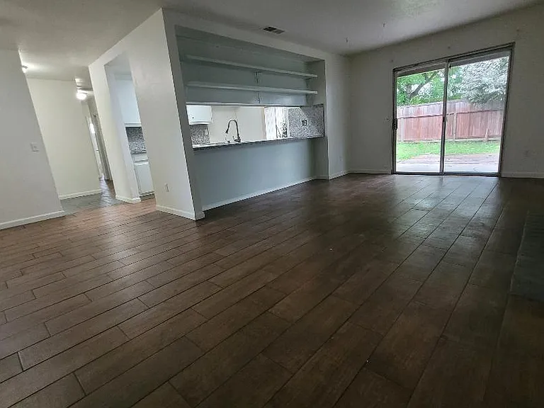 9017 Don Ave — Photo 4