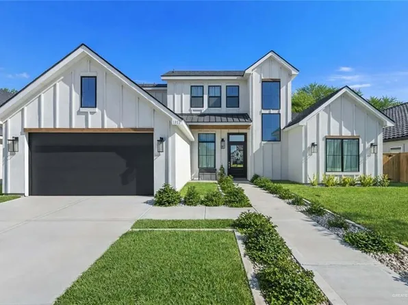 1811 E 28th St, Mission, TX 78574