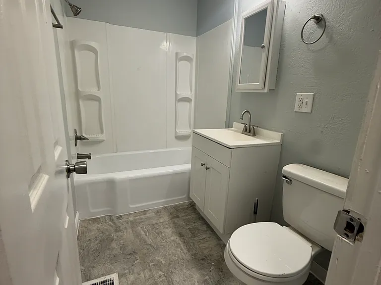 4180 Millersville Rd — Photo 6