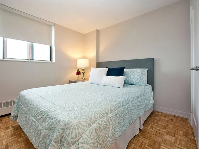 1 Cedarwoods Cres — Photo 7