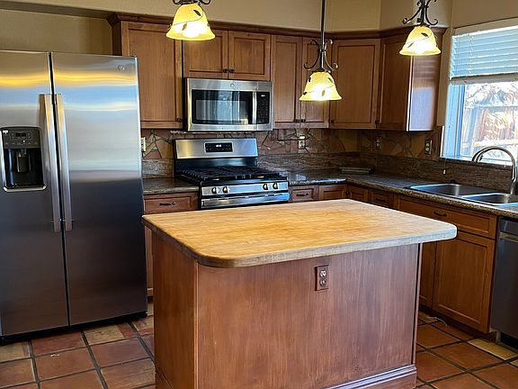 4th image of 1424 Purple Sage Dr