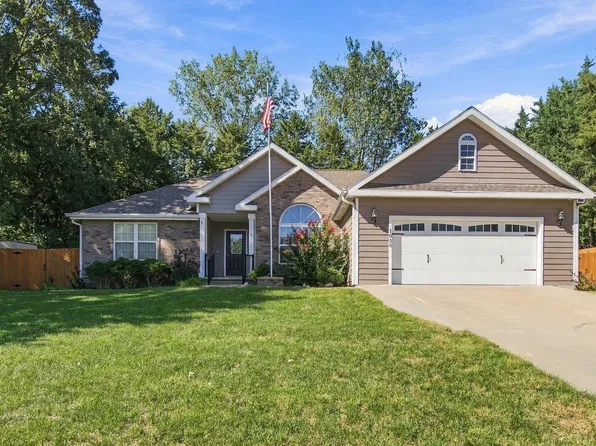 1009 Brierwood Dr, Manhattan, KS 66502