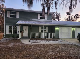 118 E Volusia Ave, Deland, FL 32724