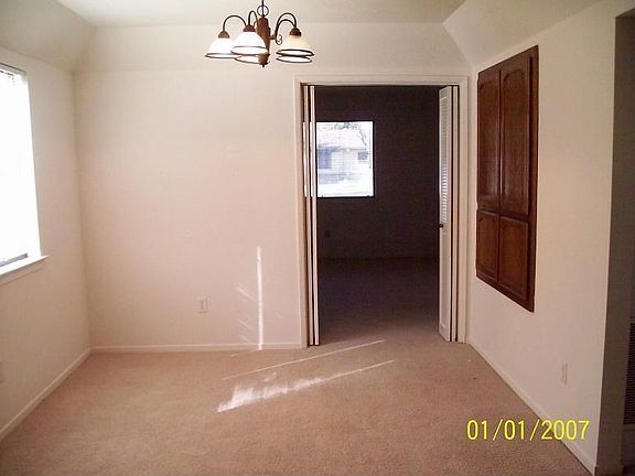 5th image of 1174 Pontiac Ave