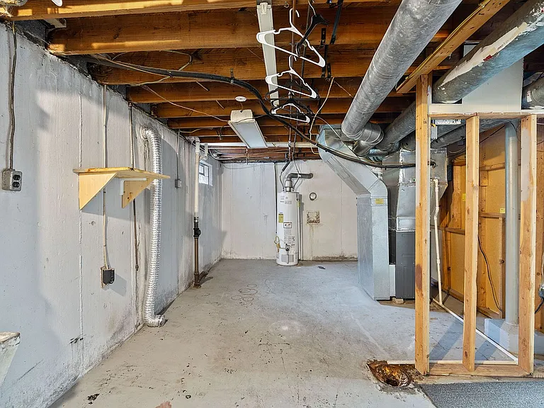 5638 Childs Ave — Photo 16