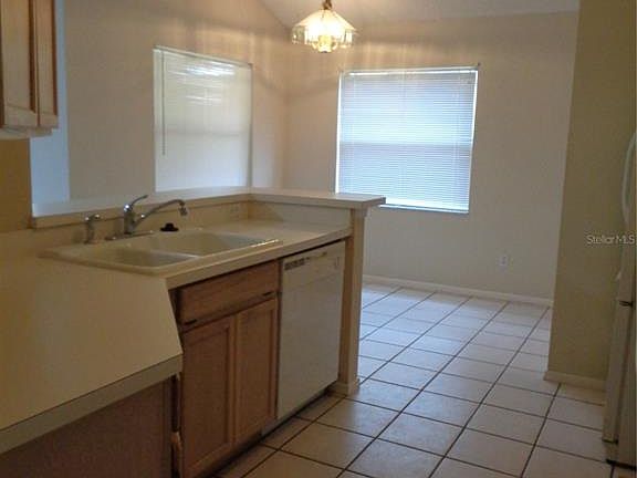 5th image of 2125 River Park Blvd
