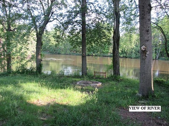 5th image of 3294 Serpentine Dr