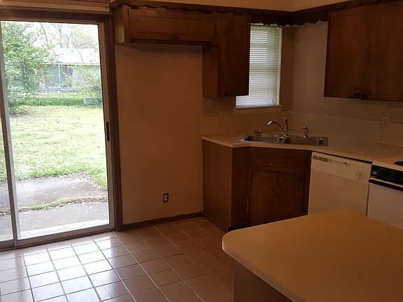 Kitchen view to back yard