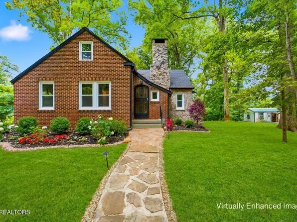 5702 Woodburn Dr, Knoxville, TN 37919