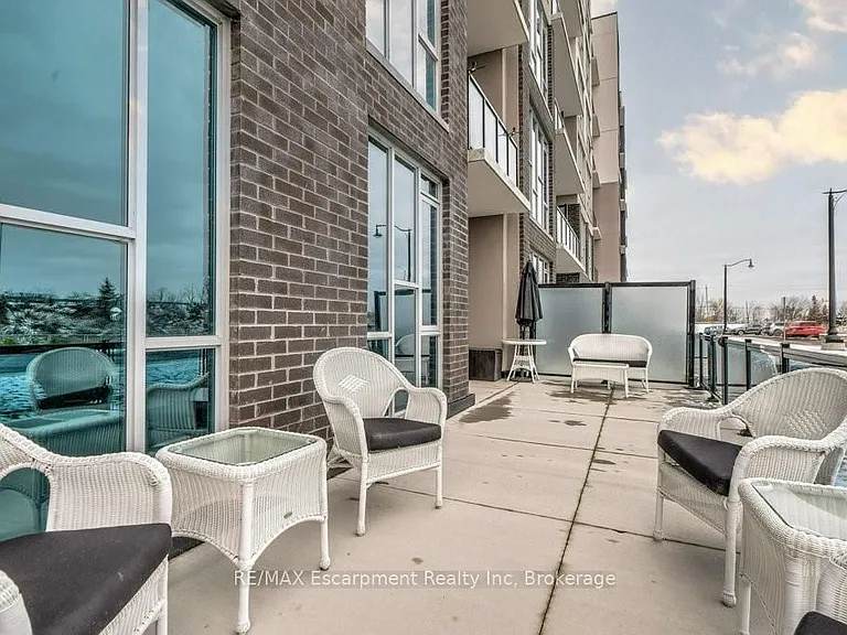 16 Concord Pl #123 — Photo 36