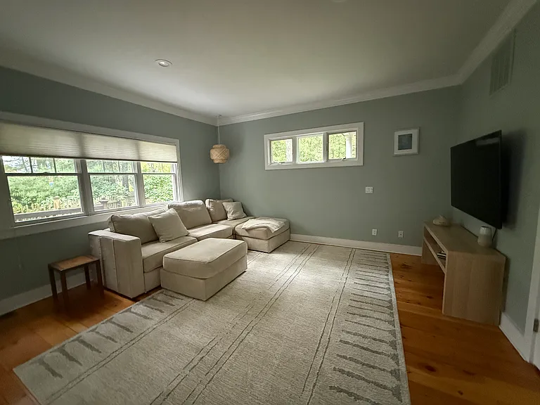 7 Lauras Ln — Photo 5