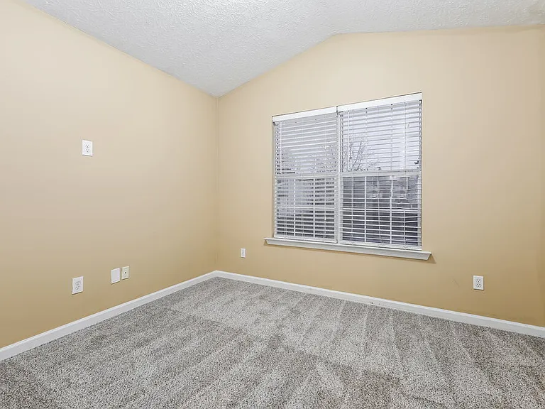 830 Rock Shoals Ct — Photo 15
