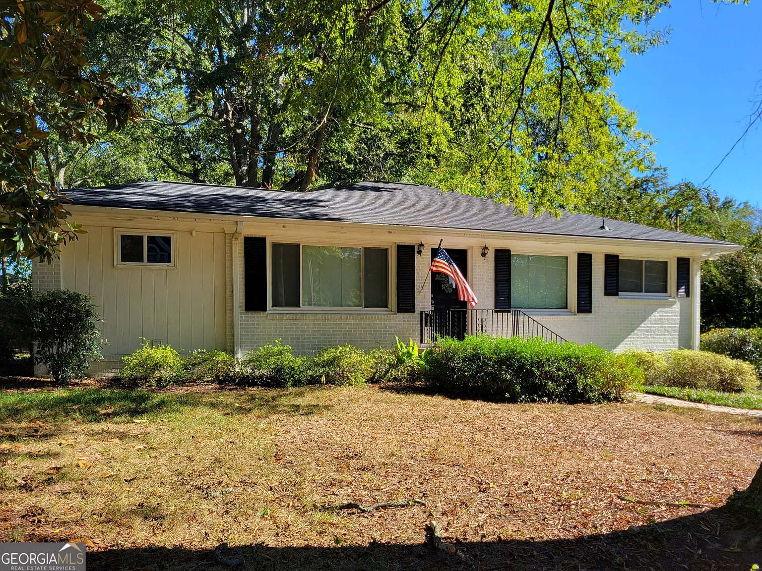 2 bed, 2.0 bath, 1134 sqft, $1,745 — Photo 2