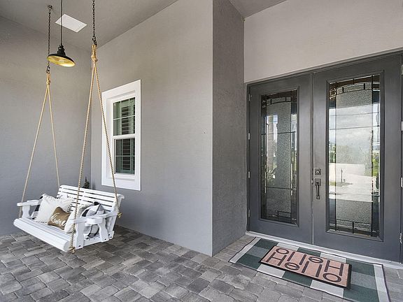 5th image of 508 SW Bradshaw Circle
