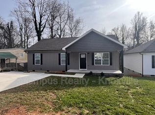 355 W Outer Dr, Oak Ridge, TN 37830