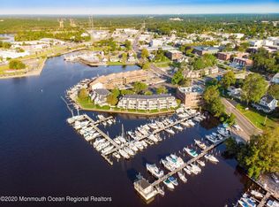 206 Spinnakers Cv SUITE 206R, Toms River, NJ 08753