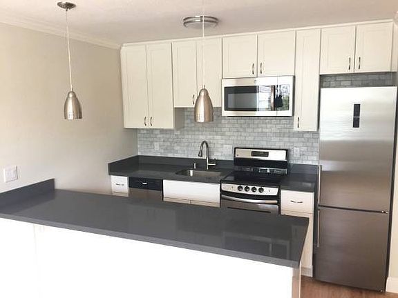 3rd image of 39 Fair Oaks St #101-301