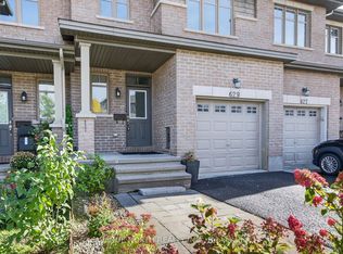 629 Sunburst St, Ottawa, ON K1T 0L1